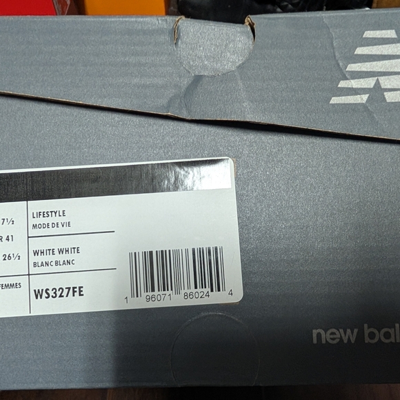 New Balance 327 - Picture 11 of 12